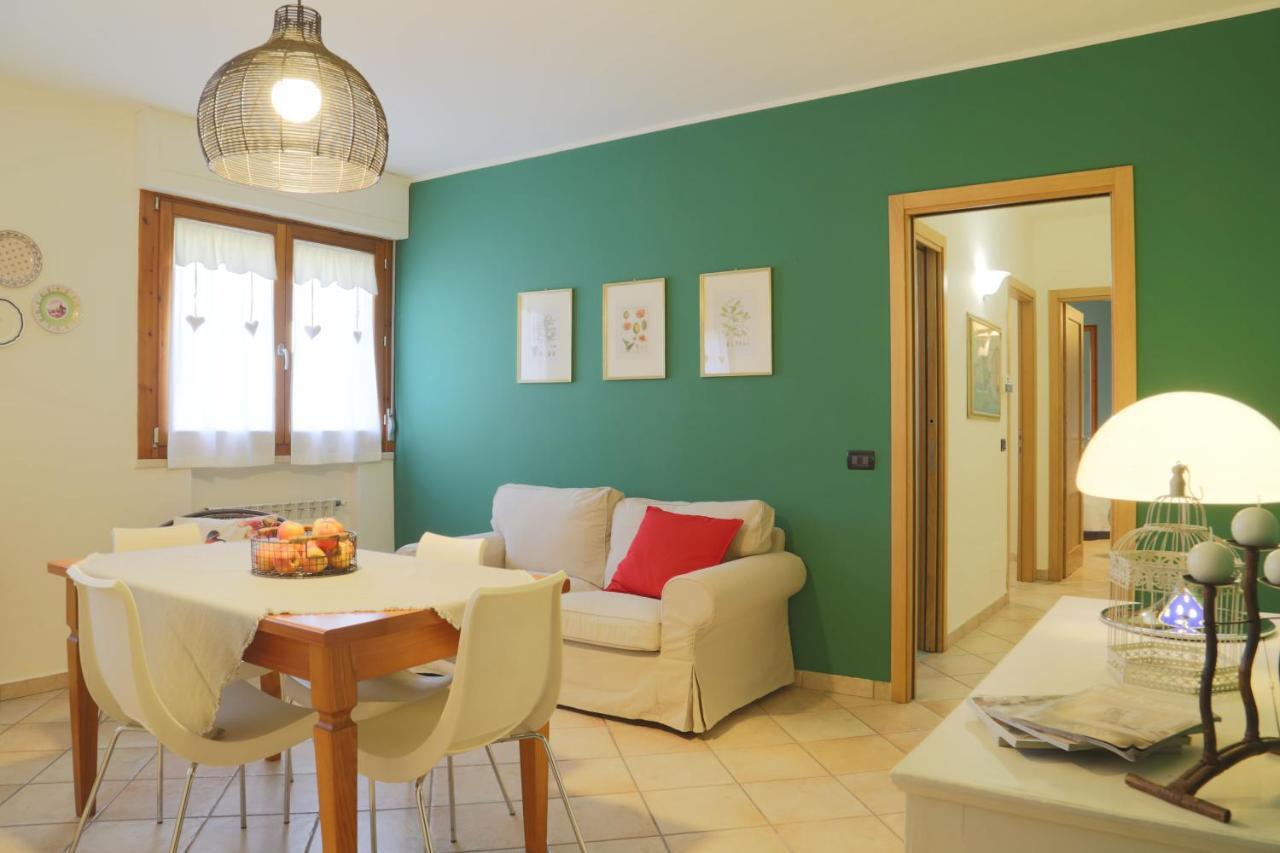 Grazioso Appartamento Della Toscana Poggibonsi Exterior foto